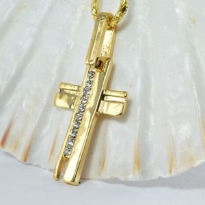 32x20mm 18KT Gold Filled Cross Pendant